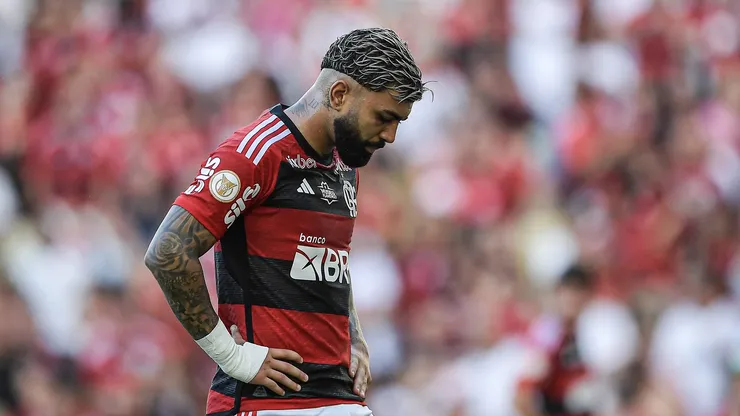Gabigol, jogador do Flamengo, durante partida contra o América no estádio Maracanã pelo Campeonato Brasileiro - Foto: Thiago Ribeiro/AGIF