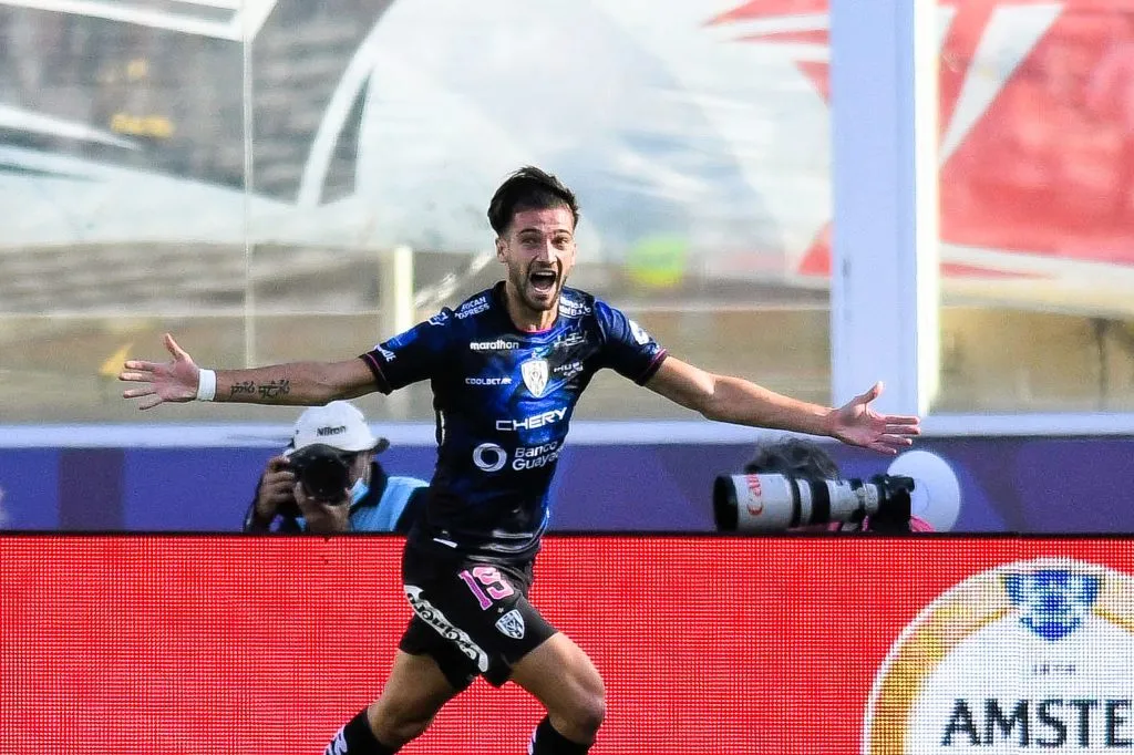 Lautaro Díaz é desejado no Grêmio – Foto: Fotobairesarg/AGIF.