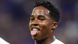 Endrick jogador do Palmeiras comemora seu gol durante partida contra o Cruzeiro no estadio Mineirao pelo campeonato Brasileiro A 2023. Gilson Lobo/AGIF