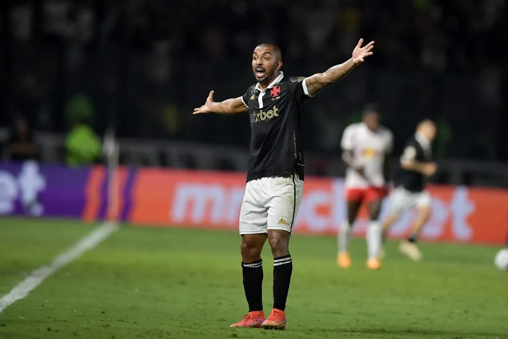 Paulo Henrique em partida diante do Bragantino. Foto: Thiago Ribeiro/AGIF