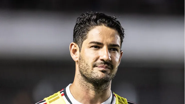 Pato quer seguir jogando no futebol brasileiro. Foto: Abner Dourado/AGIF