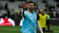 Renato Augusto, jogador do Corinthians, durante aquecimento antes da partida contra o Bahia no estádio Arena Corinthians pelo Campeonato Brasileiro - Foto: Fabio Giannelli/AGIF