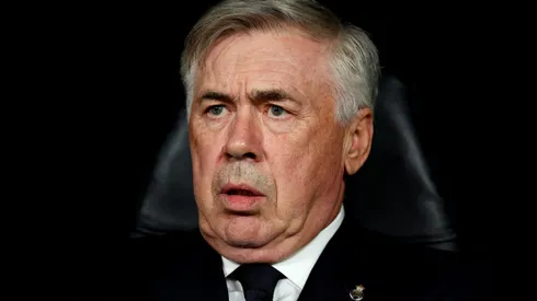 Ancelotti durante partida entre Napoli e Real Madrid (ESP). Foto: Florencia Tan Jun/Getty Images.