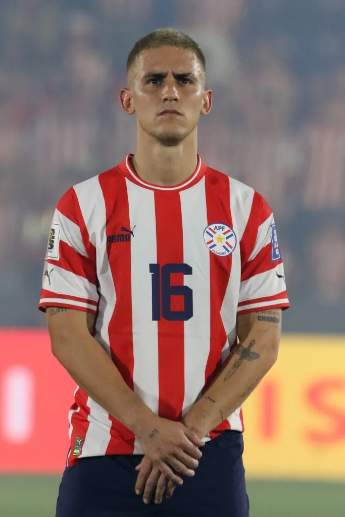 Matías Rojas em ação pela Seleção Paraguaia, nas Eliminatórias Sul-Americanas para a Copa do Mundo – Photo by Christian Alvarenga/Getty Images