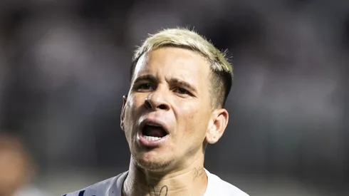 Soteldo na mira de rival do Santos. Foto: Abner Dourado/AGIF