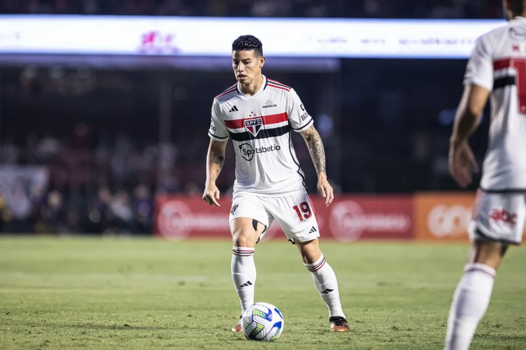 James Rodriguez jogador do Sao Paulo durante partida contra o Cuiaba no estadio Morumbi pelo campeonato Brasileiro A 2023. Foto: Abner Dourado/AGIF