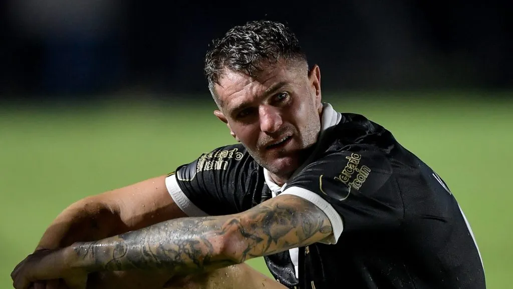 Vegetti pelo Vasco. Foto: Thiago Ribeiro/AGIF