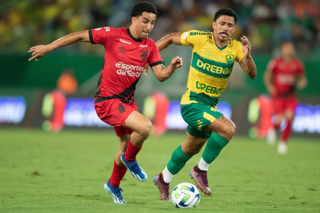 Foto: Gil Gomes/AGIF – Christian, do Athletico-PR, pode pintar no Corinthians em 2024