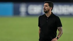 Foto: Thiago Ribeiro/AGIF - Emiliano Díaz, auxiliar-técnico do Vasco