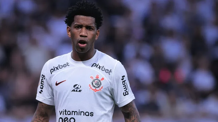 Foto: Ettore Chiereguini/AGIF - Gil está com futuro indefinido
