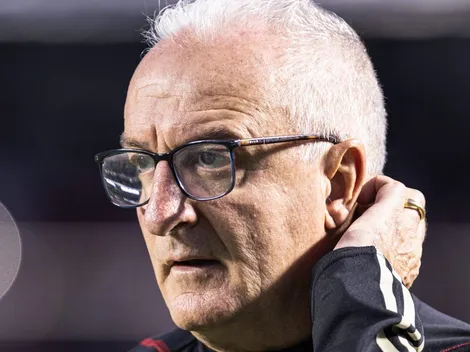 Acabou de ser comunicado pelo Dorival, não faz parte dos planos e está fora do São Paulo