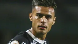 Fausto Vera jogador do Corinthians durante partida contra o Coritiba no estadio Couto Pereira pelo campeonato Brasileiro A 2023. Foto: Gabriel Machado/AGIF