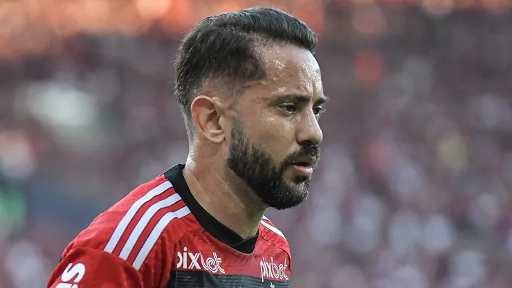 Everton Ribeiro comentou sobre decisão importante para todos no Flamengo - Foto: Thiago Ribeiro/AGIF