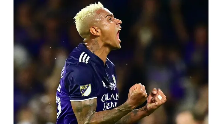 Antônio Carlos pelo Orlando City. Julio Aguilar/Getty Images