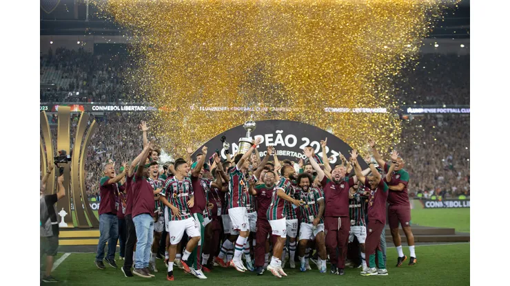 RJ - RIO DE JANEIRO - 04/11/2023 - LIBERTADORES 2023, BOCA JUNIORS X FLUMINENSE - Fluminense comemora a conquista do campeonato durante partida contra o Boca Juniors no estadio Maracana pelo campeonato Libertadores 2023. Foto: Liamara Polli/AGIF