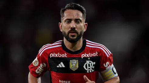 Everton Ribeiro pode estar com os dias contados na Gávea - Foto: Thiago Ribeiro/AGIF