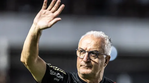 Dorival Junior tecnico do Sao Paulo durante partida contra o Bragantino no estadio Vila Belmiro pelo campeonato Brasileiro A 2023. Foto: Abner Dourado/AGIF