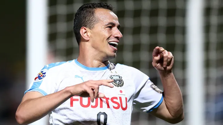 Leandro Damião está de saída do futebol japonês e o São Paulo consultou condições de negócio - Foto: Matt King/Getty Images