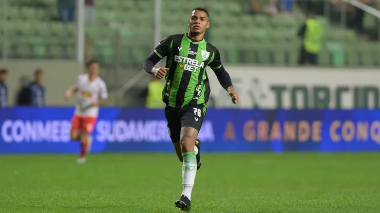 Renato Marques jogador do America-MG durante partida contra o Bragantino no estadio Independencia pelo campeonato Copa Sul-Americana 2023. Foto: Alessandra Torres/AGIF