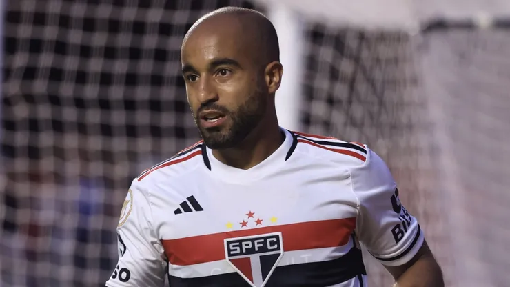 Lucas Moura jogador do São Paulo durante partida pelo Brasileiro