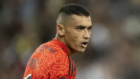 Goleiro Santos está de saída do Flamengo Foto: Jorge Rodrigues/AGIF