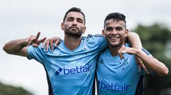 Gilberto e Bruno Rodrigues, atacantes do Cruzeiro, durante treino - Foto: Gustavo Aleixo/Cruzeiro