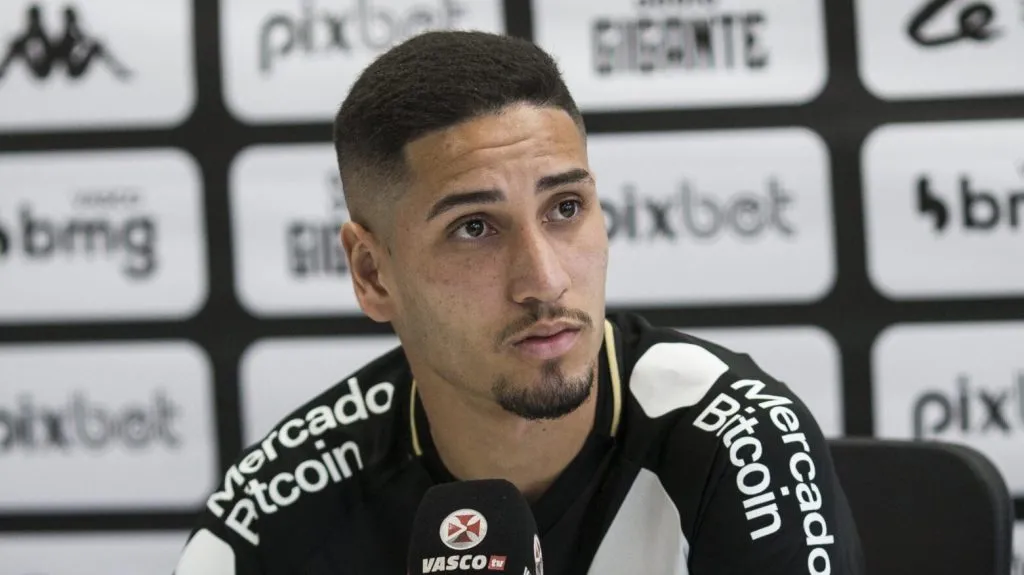 Foto: Daniel Ramalho/Vasco - Praxedes disputa o Brasileirão pelo Vasco da Gama