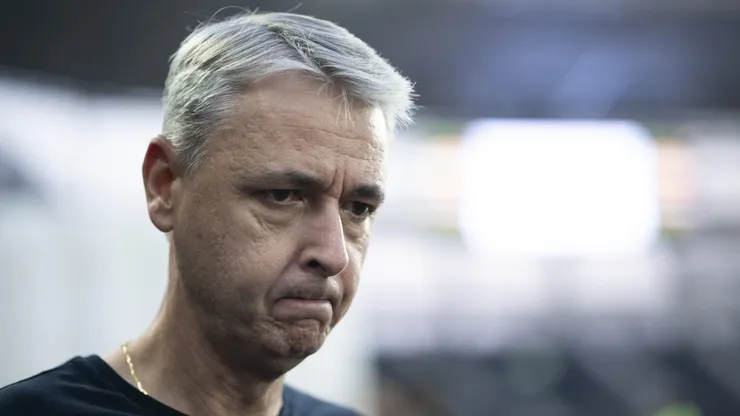 Tiago Nunes tecnico do Botafogo durante partida contra o Cruzeiro no estadio Engenhao pelo campeonato Brasileiro A 2023. Jorge Rodrigues/AGIF