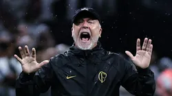 Mano Menezes tecnico do Corinthians durante partida contra o Santos no estadio Arena Corinthians pelo campeonato Brasileiro A 2023. Fabio Giannelli/AGIF