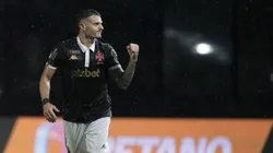 No Vasco, o centroavante alcança marca importante. Foto: Jorge Rodrigues/AGIF