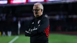 SP - SAO PAULO - 26/11/2023 - BRASILEIRO A 2023, SAO PAULO X CUIABA - Dorival Junior tecnico do Sao Paulo durante partida contra o Cuiaba no estadio Morumbi pelo campeonato Brasileiro A 2023. Foto: Fabio Giannelli/AGIF