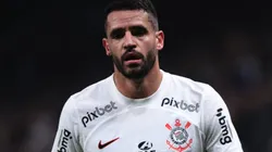 Foto: Ettore Chiereguini/AGIF - Renato Augusto em partida pelo Corinthians em 2023