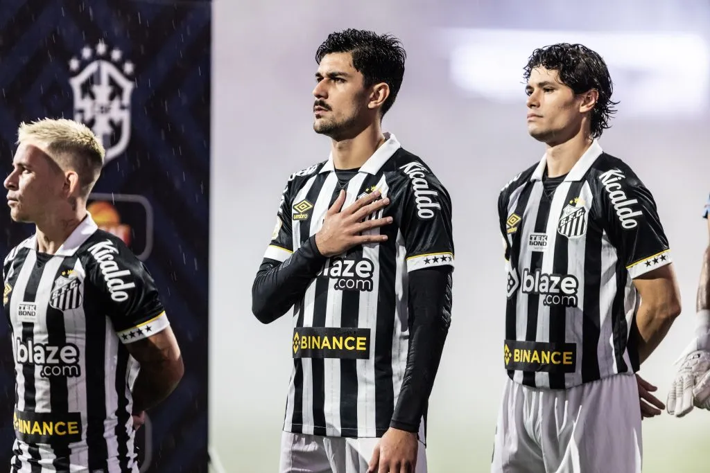 SP – SAO PAULO – 29/10/2023 – BRASILEIRO A 2023, CORINTHIANS X SANTOS – Joao Basso jogador do Santos durante partida contra o Corinthians no estadio Arena Corinthians pelo campeonato Brasileiro A 2023. Foto: Abner Dourado/AGIF