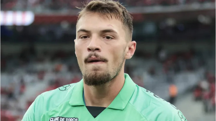 Foto: Robson Mafra/AGIF - Gabriel Grando em partida do Grêmio pelo Campeonato Brasileiro