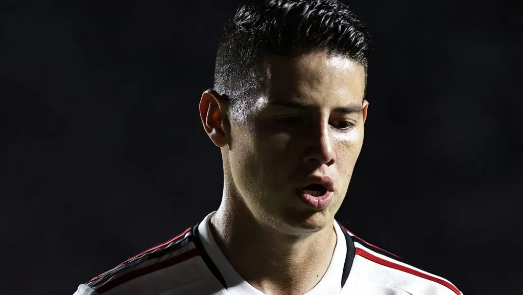James Rodríguez com a camisa do São Paulo. Foto: Fabio Giannelli/AGIF
