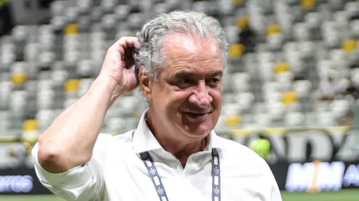 Atacante encontra problemas para renovar com o Atlético - Foto: Gilson Lobo/AGIF