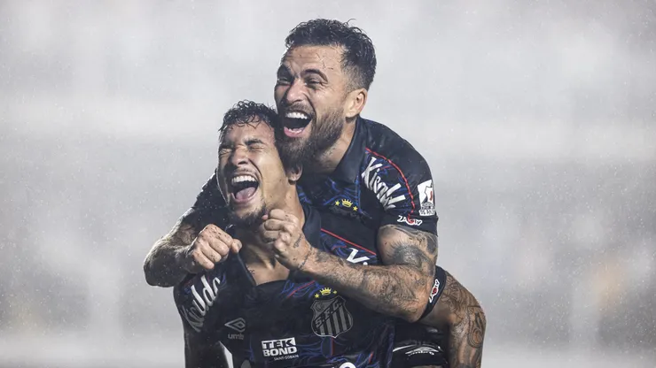 Com objetivo de vencer o Furacão, Santos deve ter mudanças nos 11 iniciais. Foto: Abner Dourado/AGIF