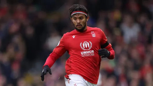 Gustavo Scarpa em atuação pelo Nottingham Forest - Foto: Richard Heathcote/Getty Images.