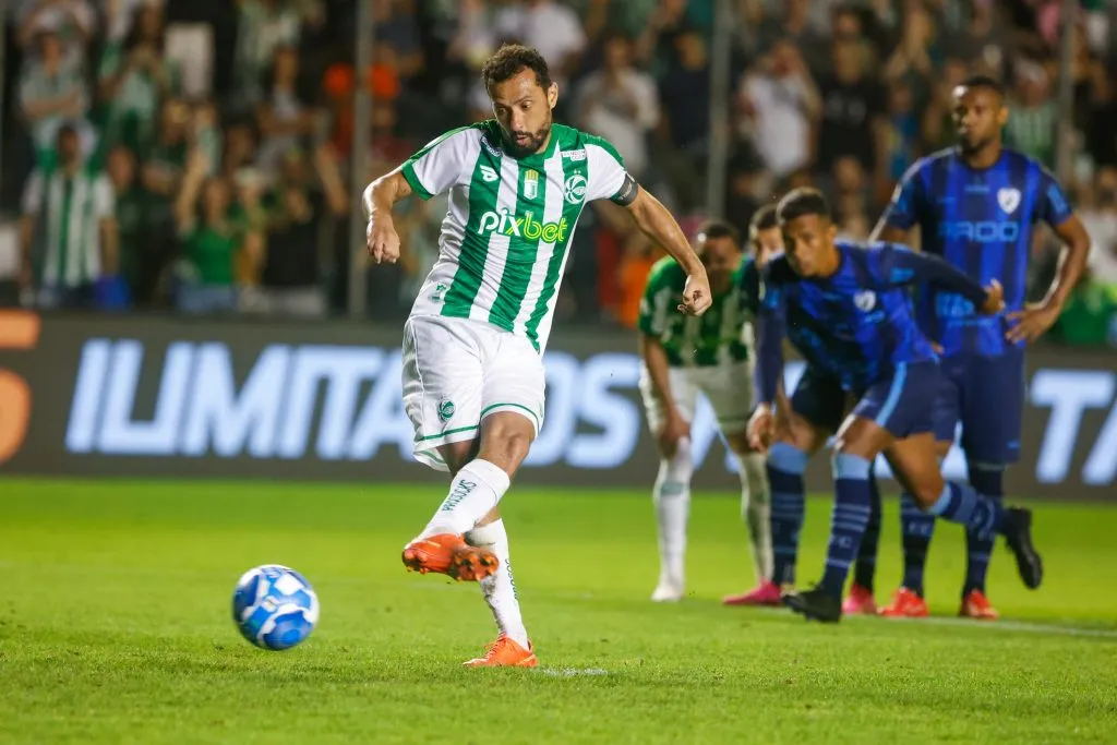 Nenê fez grande Série B. Foto: Luiz Erbes/AGIF