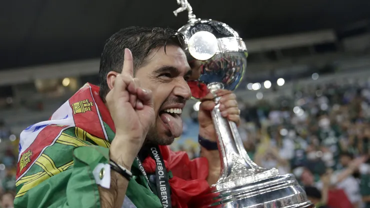 Abel Ferreira viu clube do Catar sofrer duro 'golpe' nesta 3ª e futuro pode ser no Palmeiras em 2024 - Foto: Ricardo Moraes - Pool/Getty Images