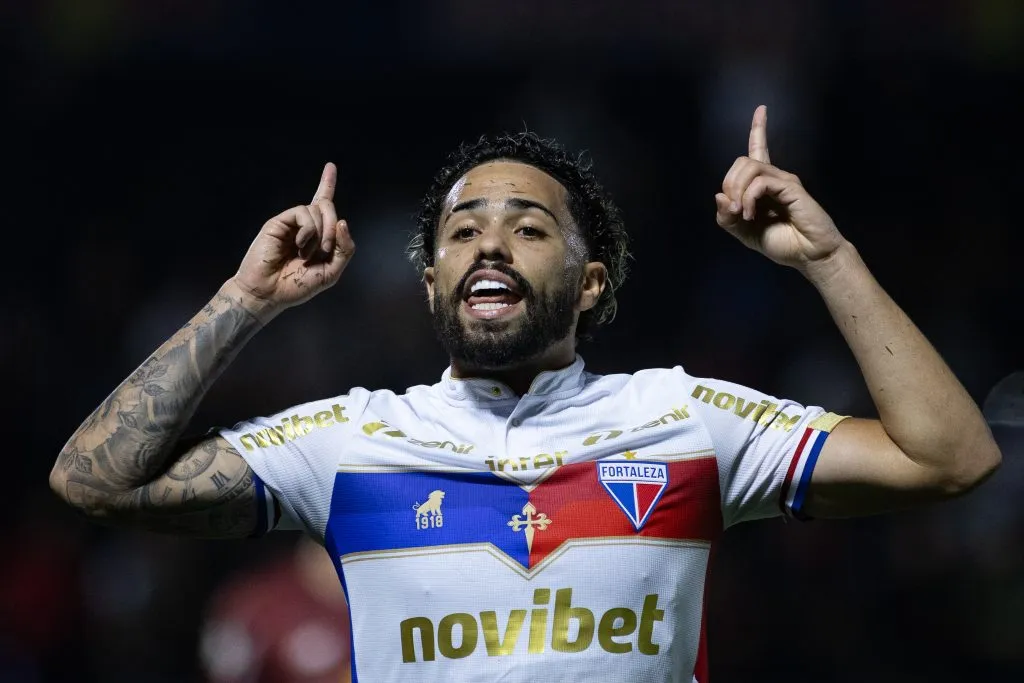 Calebe está valorizado – Foto: Fabio Moreira Pinto/AGIF.