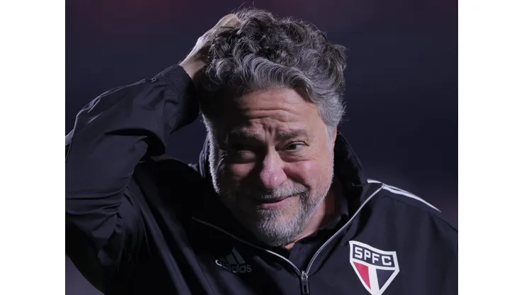 Júlio Casares, presidente do São Paulo, antes de partida contra o Palmeiras no estadio Morumbi pelo campeonato Copa do Brasil 2023. Foto: Ettore Chiereguini/AGIF