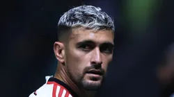 SP - SAO PAULO - 08/07/2023 - BRASILEIRO A 2023, PALMEIRAS X FLAMENGO - De Arrascaeta jogador do Flamengo durante partida contra o Palmeiras no estadio Arena Allianz Parque pelo campeonato Brasileiro A 2023. Foto: Ettore Chiereguini/AGIF