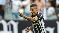 Guilherme Arana 'prevê' a vitória do Galo contra o Flamengo - Foto: Gilson Lobo/AGIF