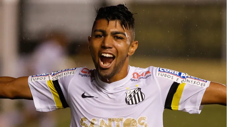 Gabigol durante sua passagem no Santos em 2014