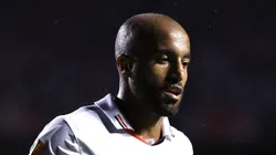 Lucas Moura, alfienta Palmeiras antes de clássico pela Supercopa - Foto: Marcello Zambrana/AGIF
