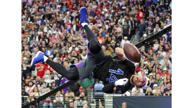 Amon-Ra St. Brown dos Detroit Lions compete pela conferência NFC em gincana do Pro Bowl em 2023, na cidade de Las Vegas (Foto: Ethan Miller/Getty Images)