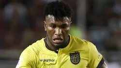 José Cifuentes, meia equatoriano do Rangers, está perto do Cruzeiro - Foto: Edilzon Gamez/Getty Images