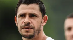 Giuliano iniciou com pé direito no Santos - Foto: Reinaldo Campos/AGIF.