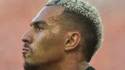 Matheuzinho, lateral do Flamengo, tem possível fututo exposto - Foto: Thiago Ribeiro/AGIF